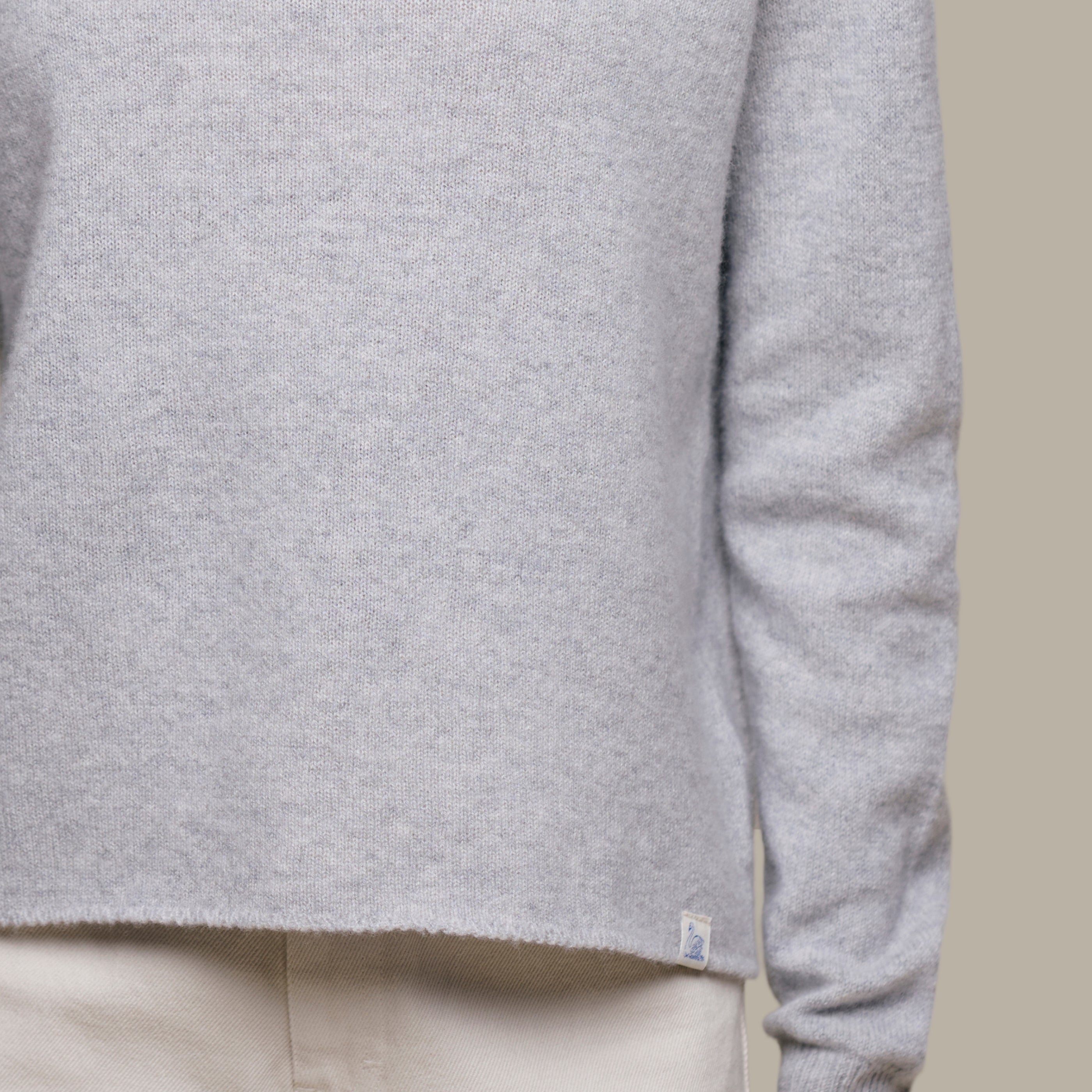 close up shot of fabric blend of merino wool, silk and cashmere
