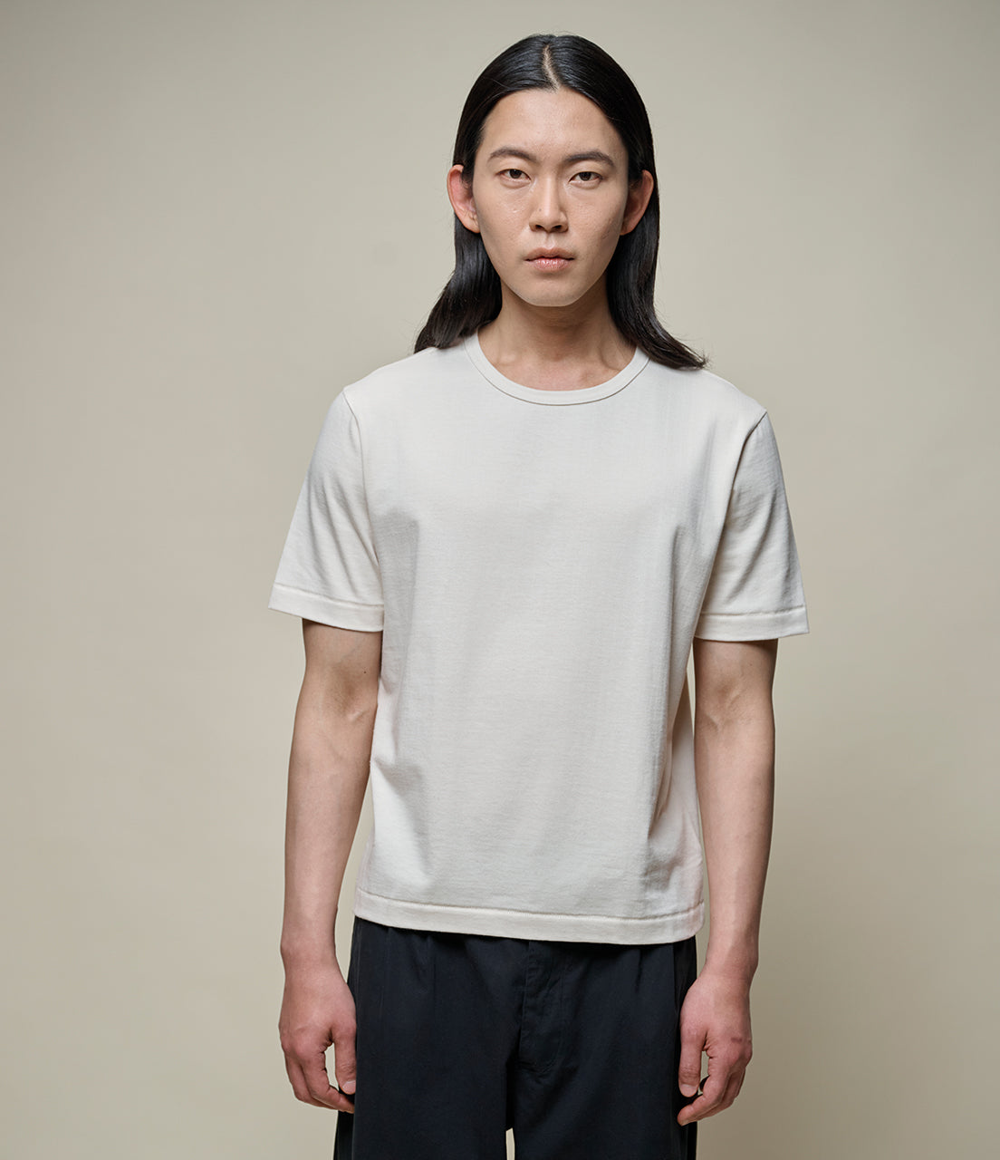2M15C Cropped Beige Organic Cotton T-Shirt | Merz b. Schwanen