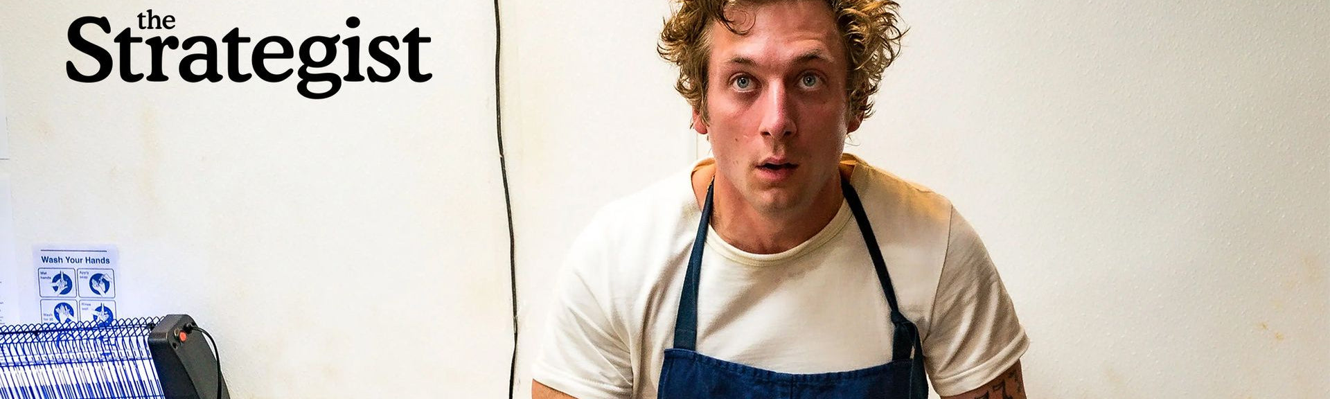 We (With Some Help From Menswear Reddit) Found Jeremy Allen White`s T-shirts From The Bear