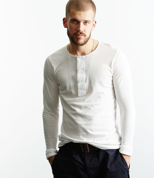 【DISCERNMENT】Kiden diagonal button henley neck sleeve 207.99 - 8.6oz Loopwheeled Henley Classic Fit - Deep Black
