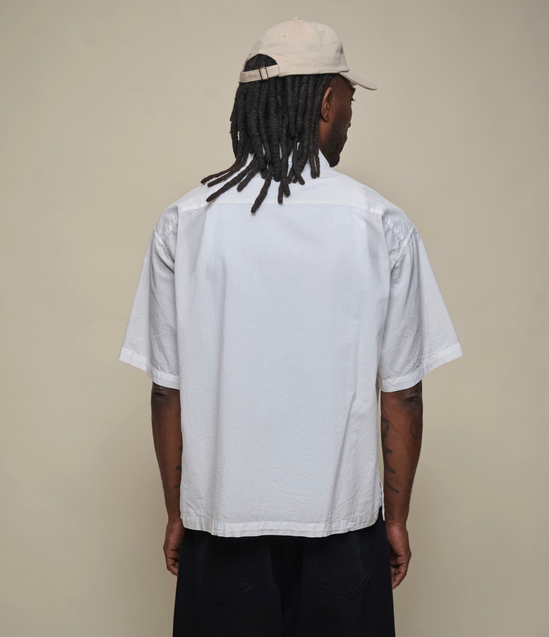 ★OAMC★ Flora Short Sleeve T-Shirt White 22A28OAJ10100 OAMC Flora T-Shirt in White | LN-CC