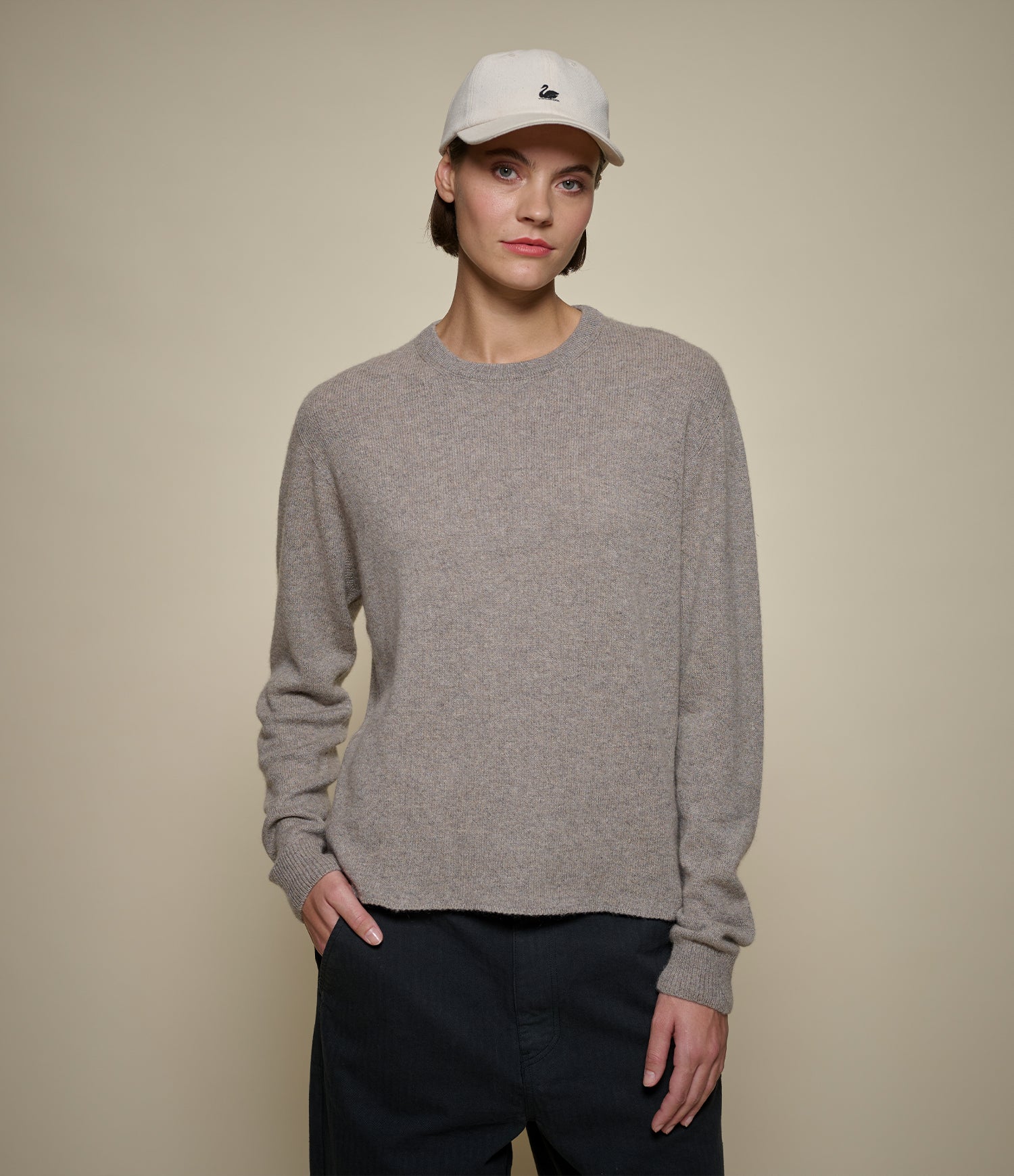 Lightweight Merino Wool-Cashmere-Silk Sweater – Merz b. Schwanen