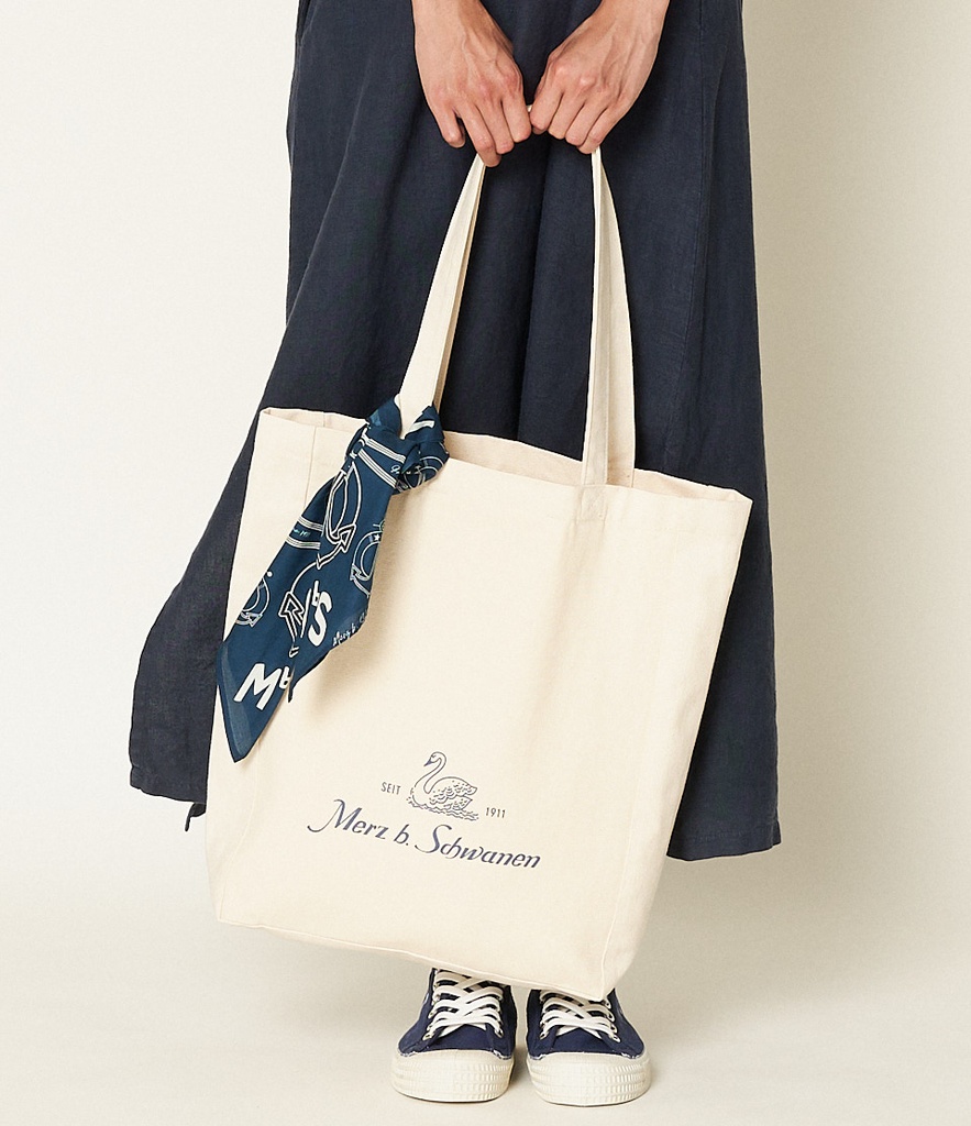 TOTE01_02_13.jpg