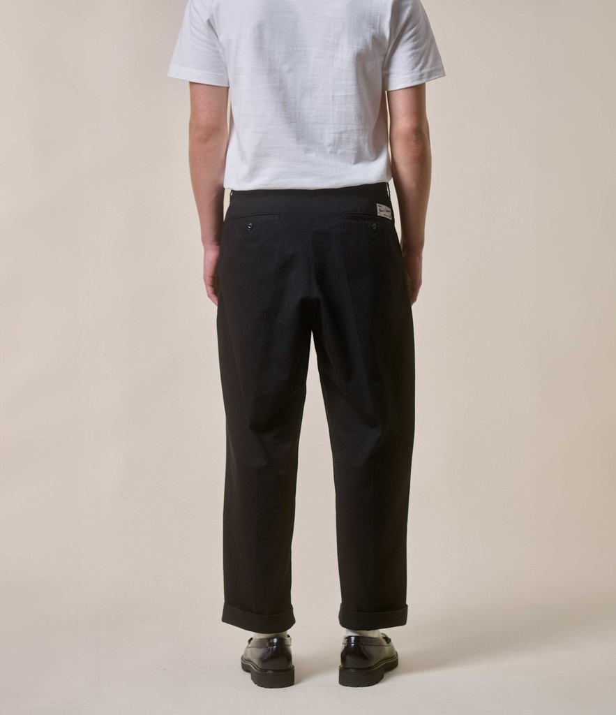 MBS_AW2024_CHINO01_15_12.jpg