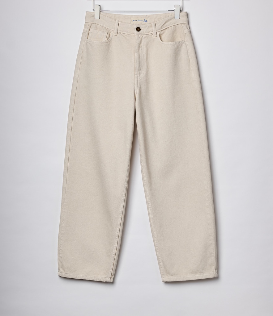 PANTS08_02_01.jpg