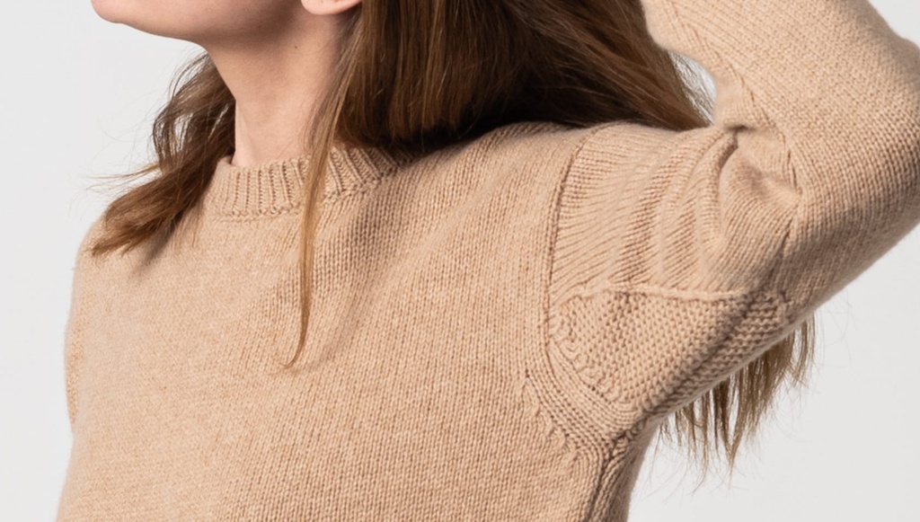 MBS_LOCC01_11_TOFFEE_PULLOVER_MERINO CASHMERE_MD1-4.jpg