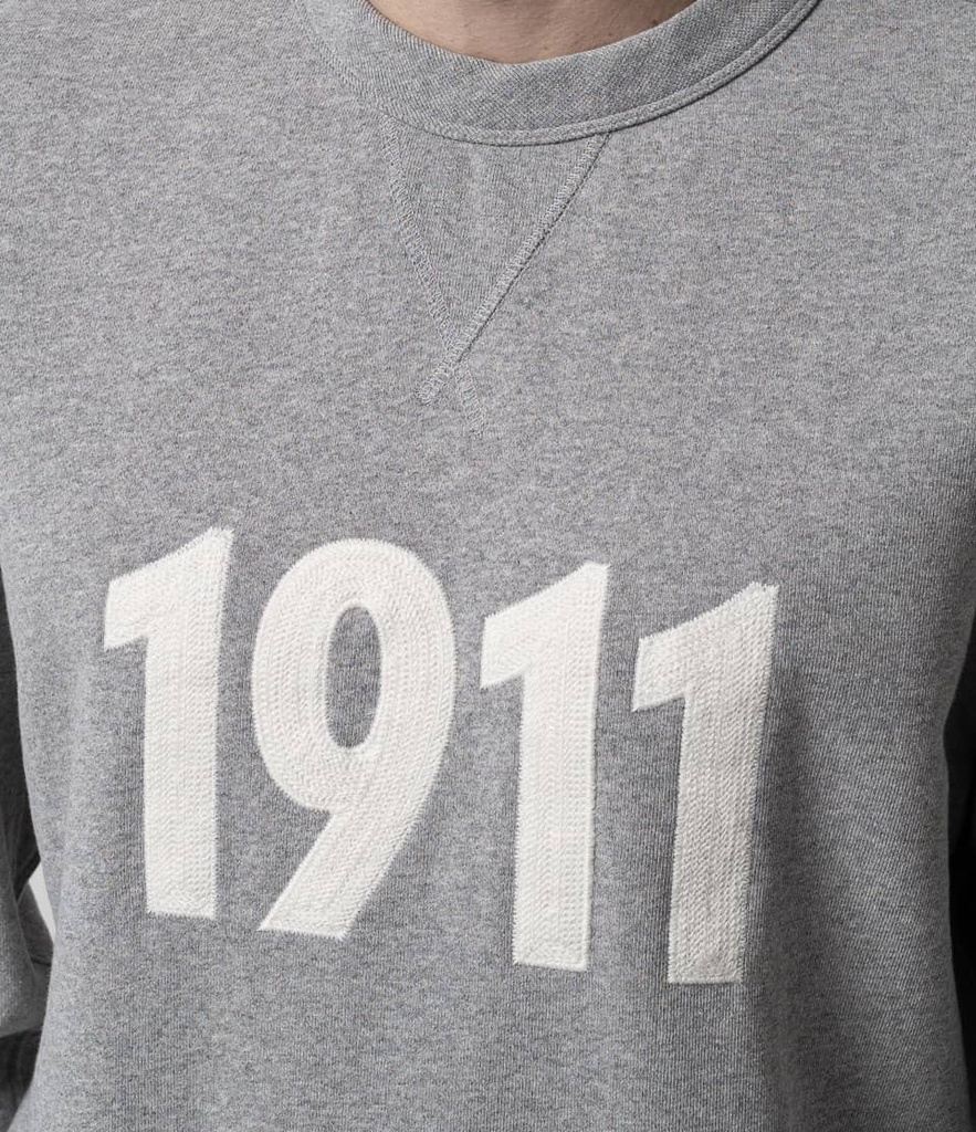 MBS_TRSW07_80_GREY MEL_SWEAT SHIRT_ORGANIC COTTON RECYCLED POLYESTER_MD1.jpg