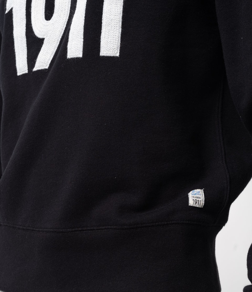 MBS_TRCSW07_99_DEEP BLACK_SWEATSHIRT_ORGANIC COTTON RECYCLED POLYESTER_M-2.jpg