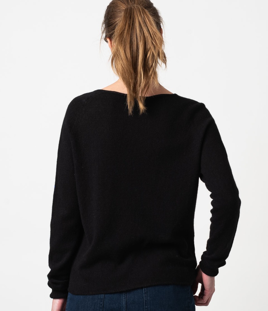 MBS_SKCN01_99_DEEP BLACK_PULLOVER_CASHMERE SILK MERINO WOOL_M1B-4.jpg