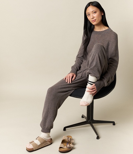 GOOD BASICS | WSKOS01 women’s pullover, merino-silk-cashmere blend, oversized fit  06 grain